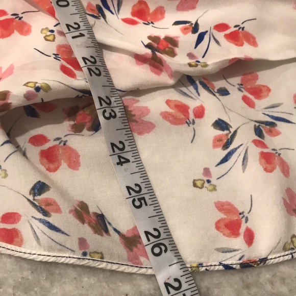 Chelsea & Violet Silky Top Womens Small Floral Ivory Wrap Peasant Bohemian Shirt - Picture 7 of 10